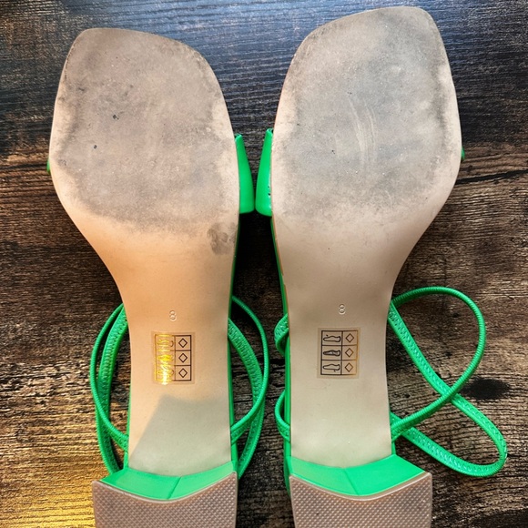 Jeffrey Campbell Women's Adapt Green Block Heels - Picture 8 of 16